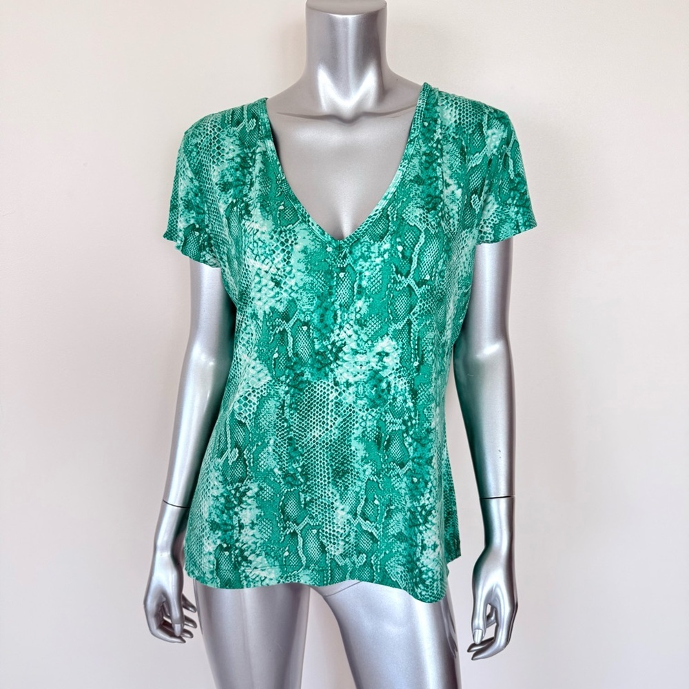 St. John women Tshirt animal print size L